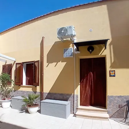 Casa Turistica Baglio Giallo Holiday home